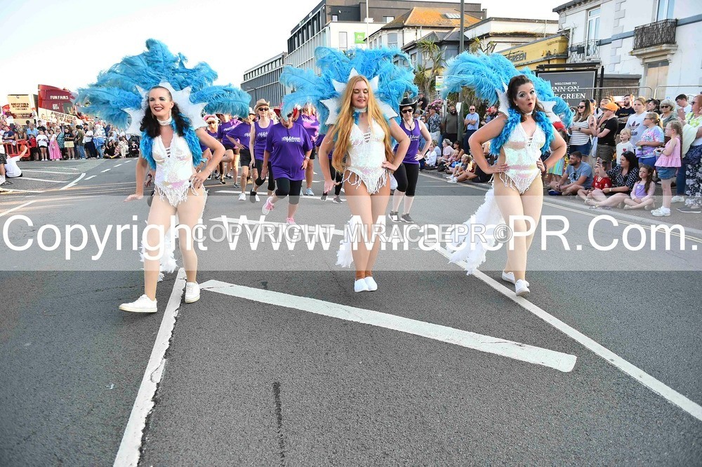 SH4_3736 - Carnival Procession.