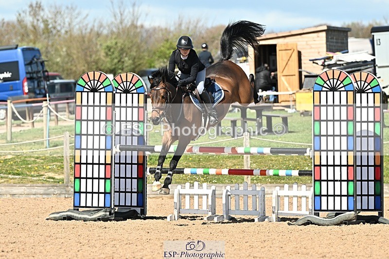 250416-152412-01716 - Cls 6 Foxhunter and 1.20m