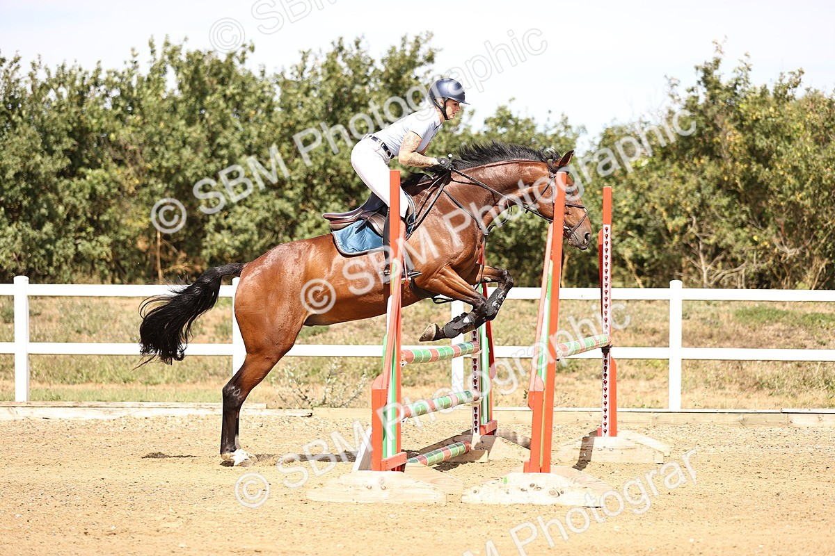 SBM_000979 - Class 4 - Senior Discovery - 1.00m Open