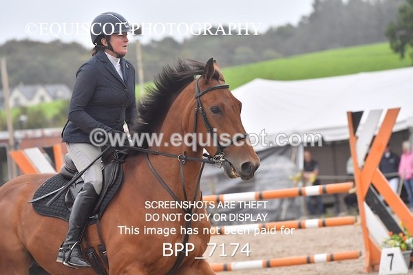 BPP_7174 - CLASS 4 Senior Newcomers/ 1.10m Open