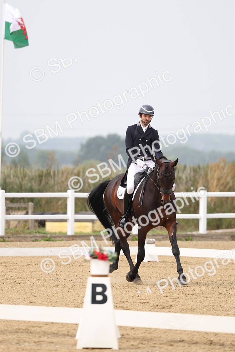 SBM_007081 - Class 9 - FEI INT I - 13.37-14.33