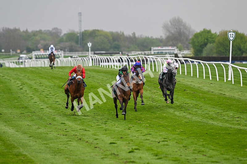 230425-Race 3-Tralee Girl-0209 - Race 3