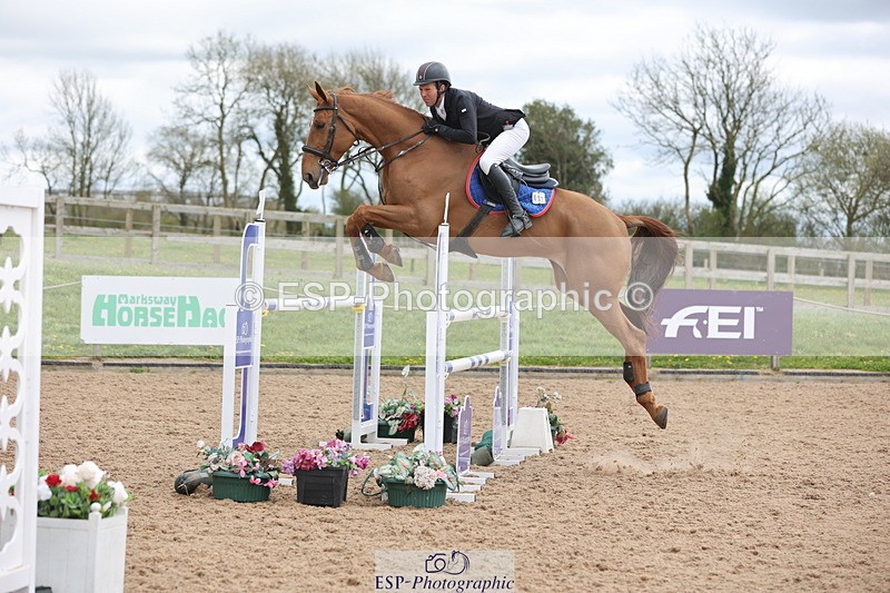 240419A-125034-07474 - Cls 6, 2 Star Medium Tour 1.35m