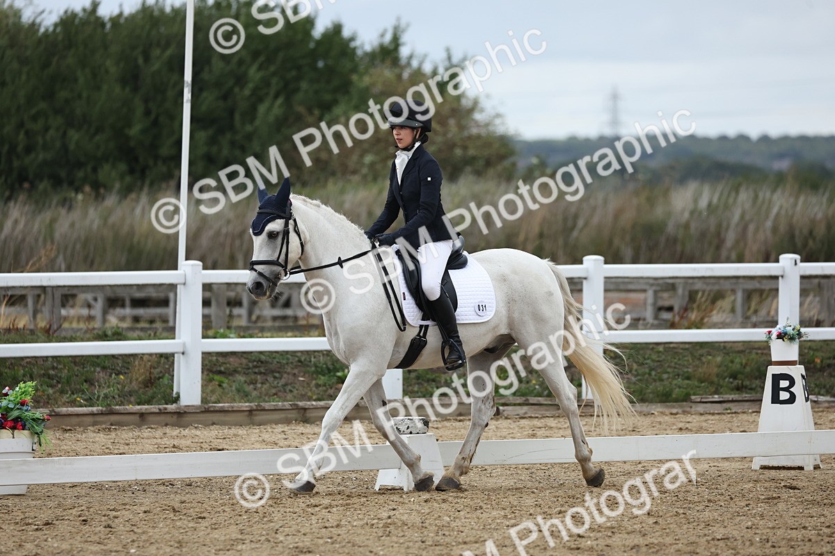 SBM_004238 - Class 8 - Novice 3 Champs