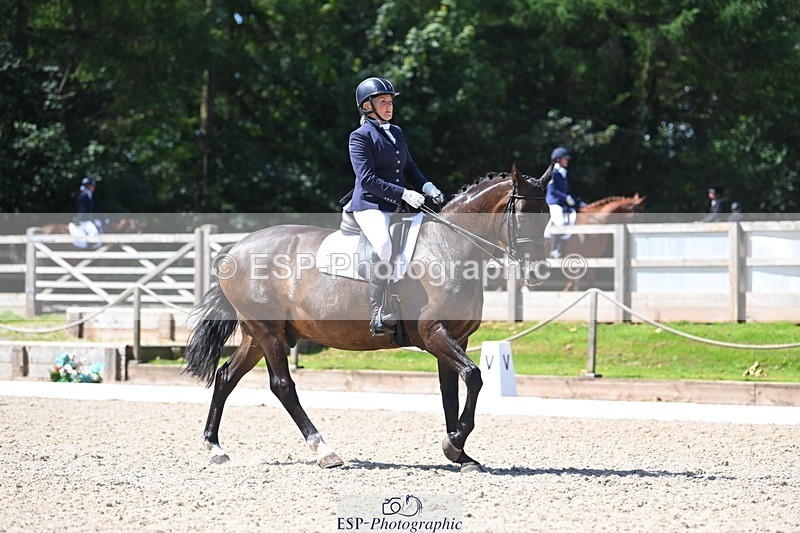 230811-115908-01132 - Cls 4 Adv Medium Silver