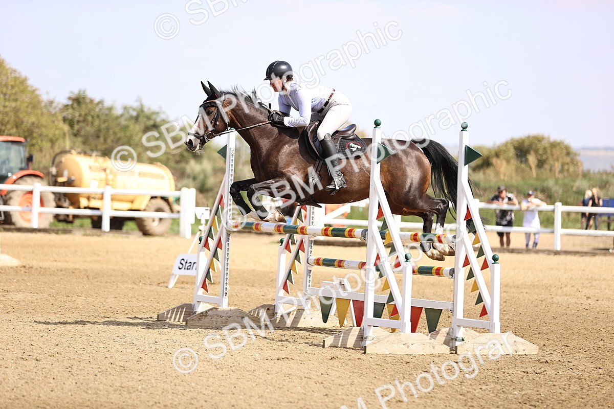 SBM_006797 - Class 13 - Senior Newcomers - 1.10m