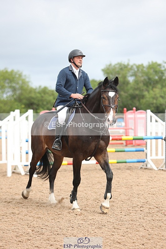 240703A-154247-00512 - Cls 02 Snr Disc & 1.00m Open