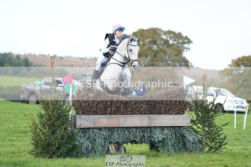 251024A-144956-12951 - C-222-Clemmie.Kerridge