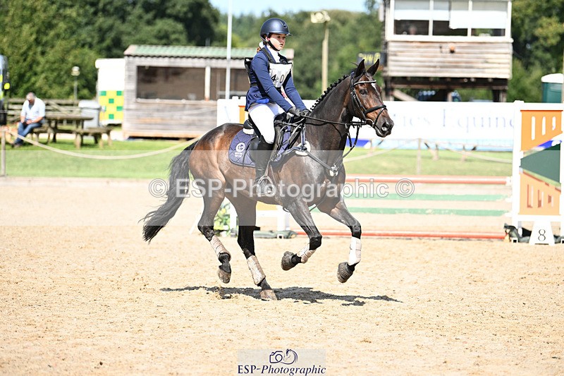 240824X-132724-28955 - 80cm Round 2 13.30 to 14.30