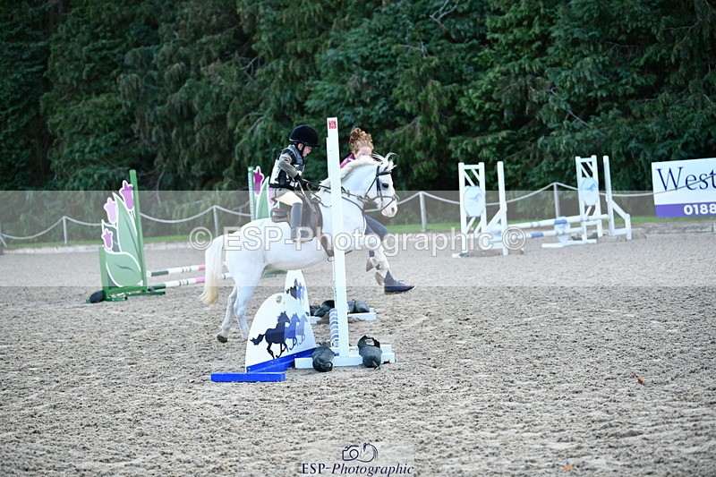 251004A-085919-00017 - Classes 1-2-3 40cm