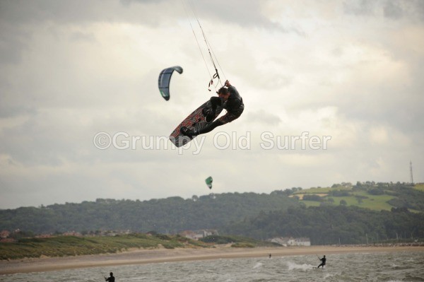 DSC_2121 - Kite surfers West Shore
