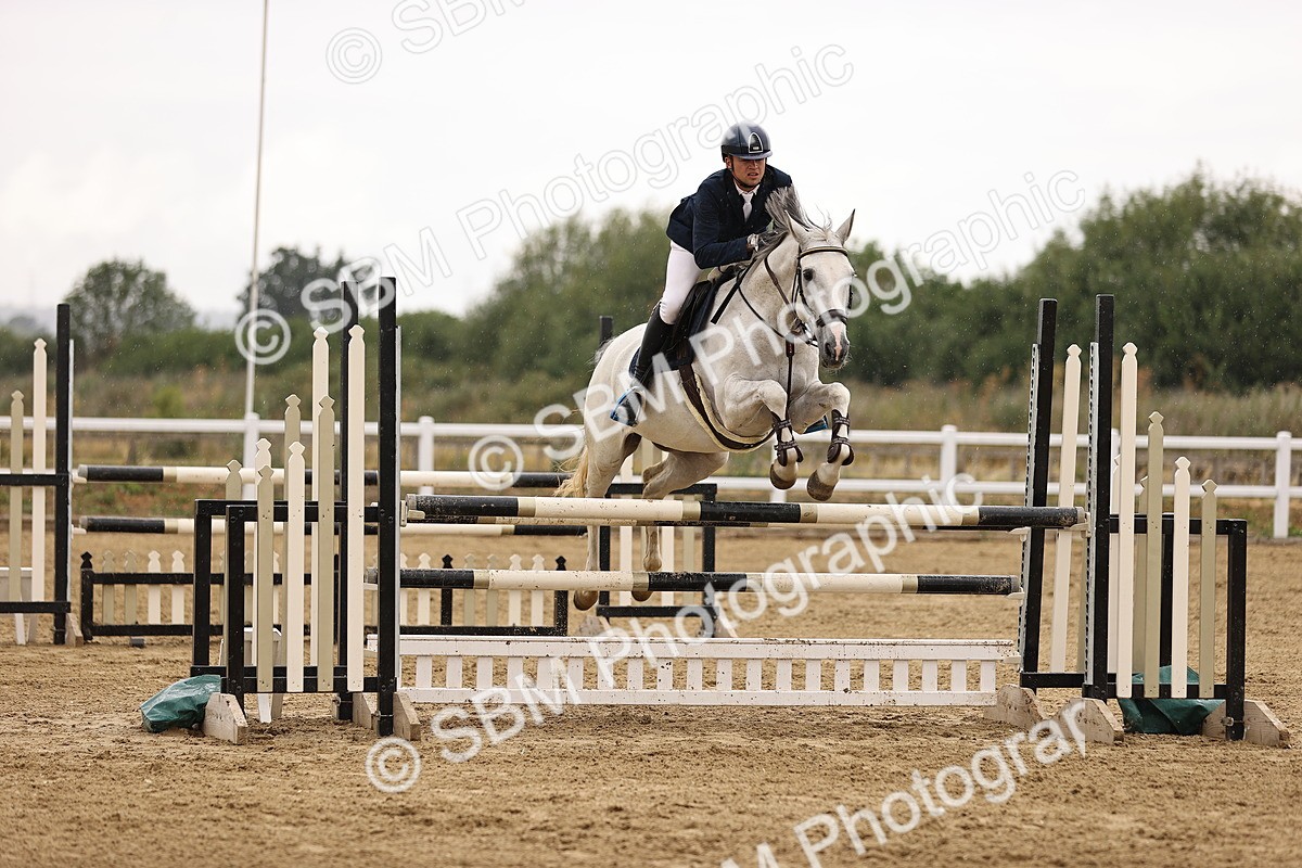 SBM_026517 - Class 12 - Amateur Championship Qualifier 1.05m