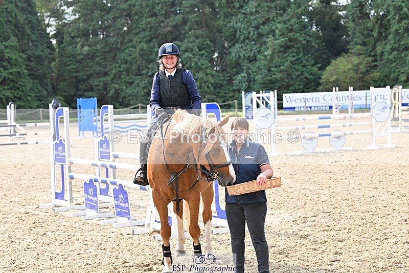 240818-101044-03626 - Cls 8B 90cm Open