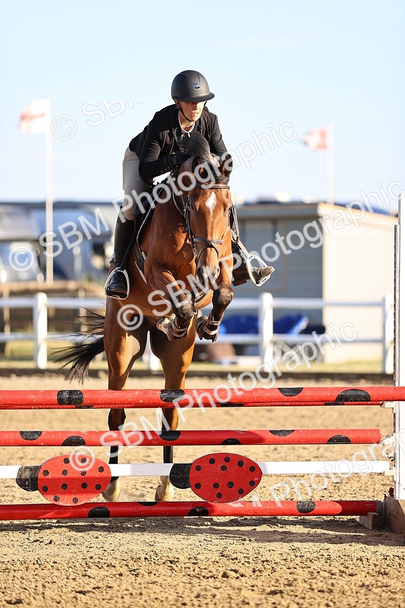 SBM_012449 - Class 12 - Senior British Novice - 90cm Open
