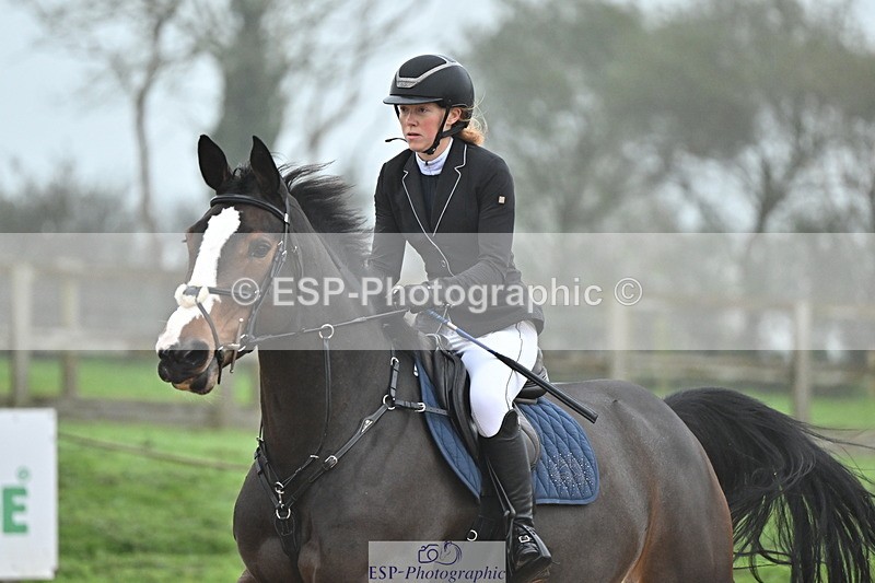241103A-110141-06848 - SUN Cls 18 British Novice and 90cm Open