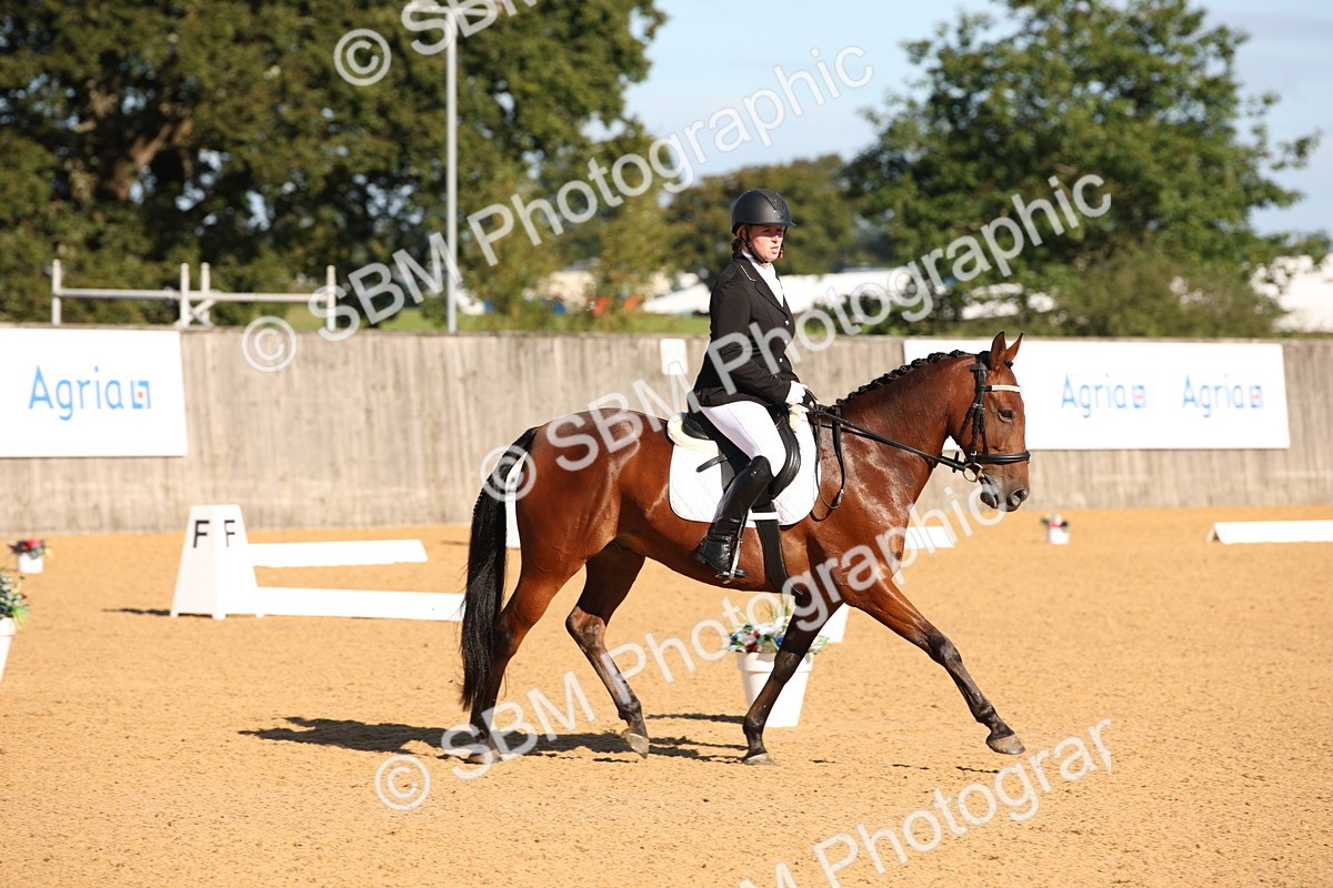 SBM_01881 - D2 Small Tour Championship Intro C
