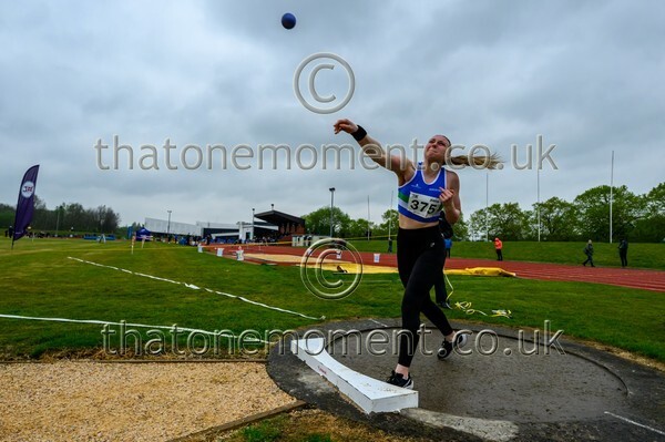 Opener25-924933 - Field Female