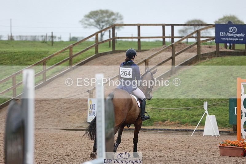 250418-131100-03926 - 264-Gemma.Gurvidi-BONMAHON.BANKER