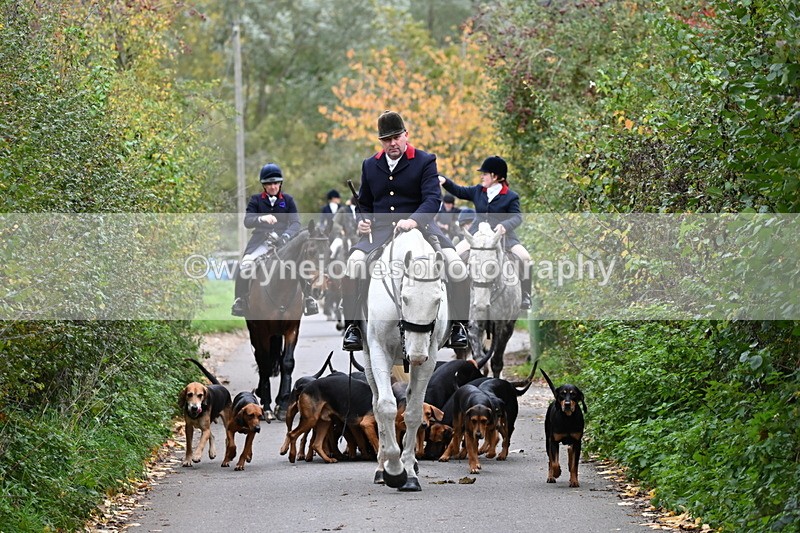 WJ6_8347 - Walk Home..