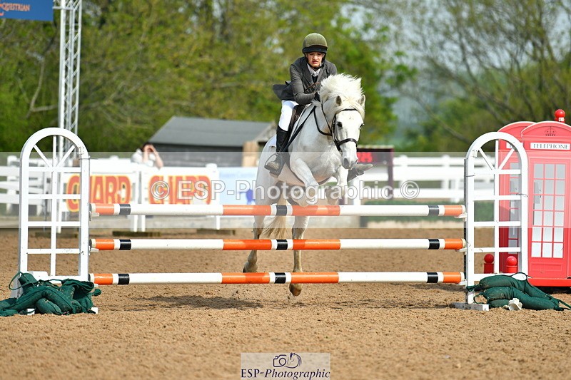 230514A-101243-02189 - Cls 22 Pony Discovery & 90cm Open