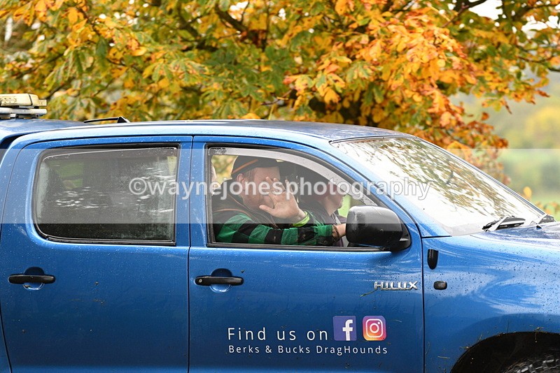 WJ5_6023 - B&B walk back for Hunt Tea !