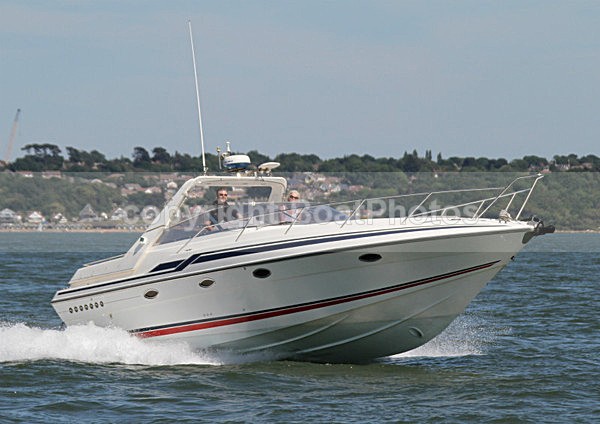 110603 ZAZZ SUNSEEKER MARTINIQUE IMG_1296 - Motorboats - Open