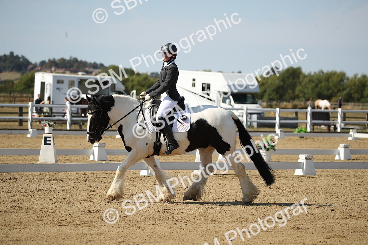 SBM_004165 - Class 11 - Novice 5 - 10.24-11.20