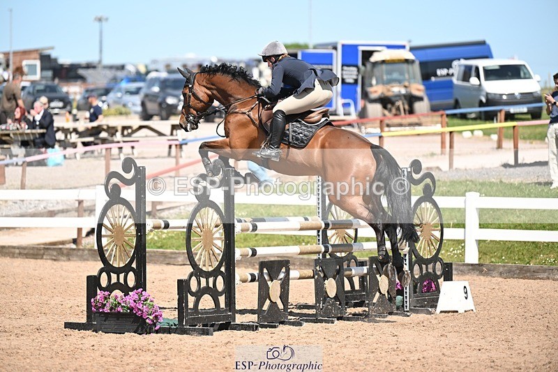 250510-144316-11804 - Cls 23 1.05m Amateur Quali