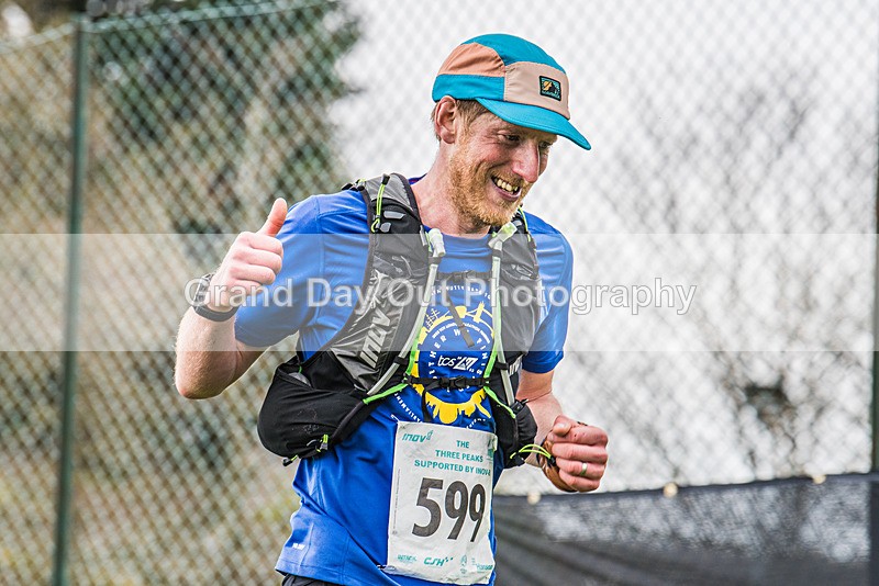 3 Peaks-3057 - The 3 Peaks Race - The Finish - Saturday 29th April 2023