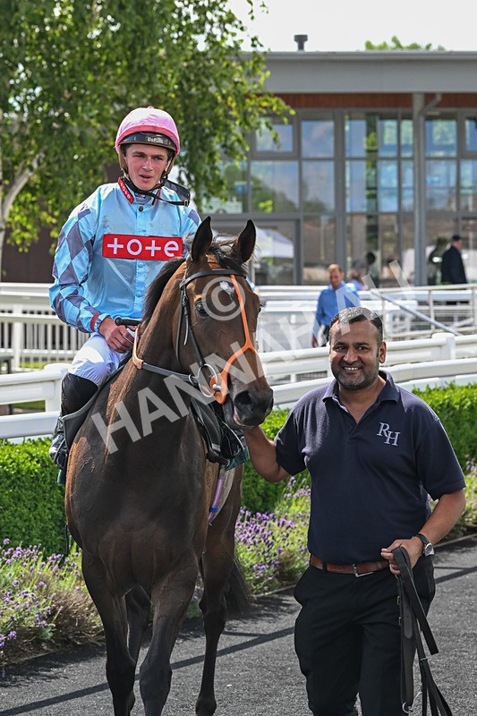160725-Race 2-Shetakesthegold-8918 - Race 2