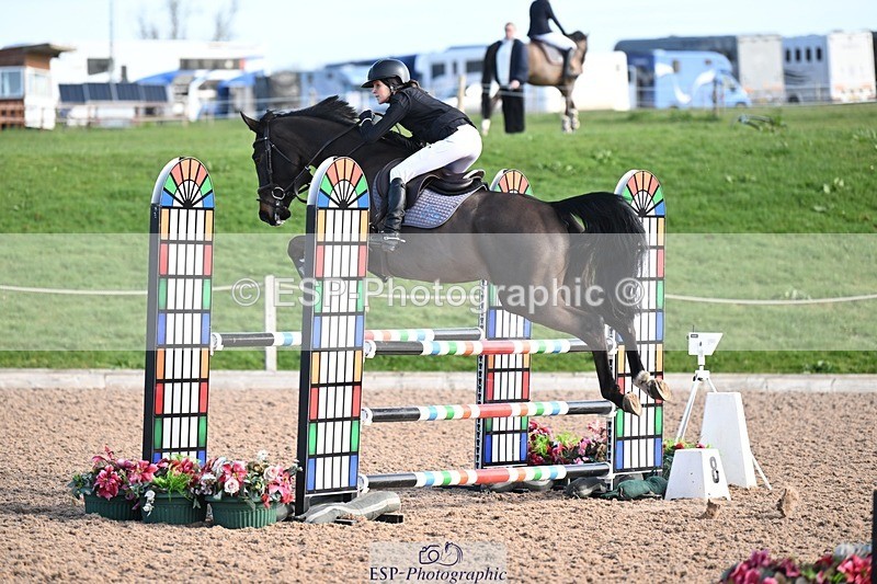 250329-090142-03788 - Cls 13 Snr 1.05m and 1.10m