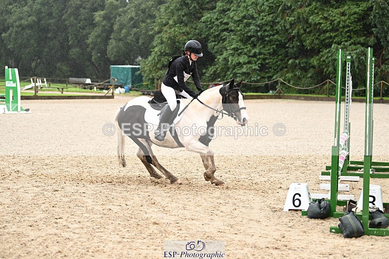 240824X-100513-23520 - 70cm Round 2 9.30 to 10.30