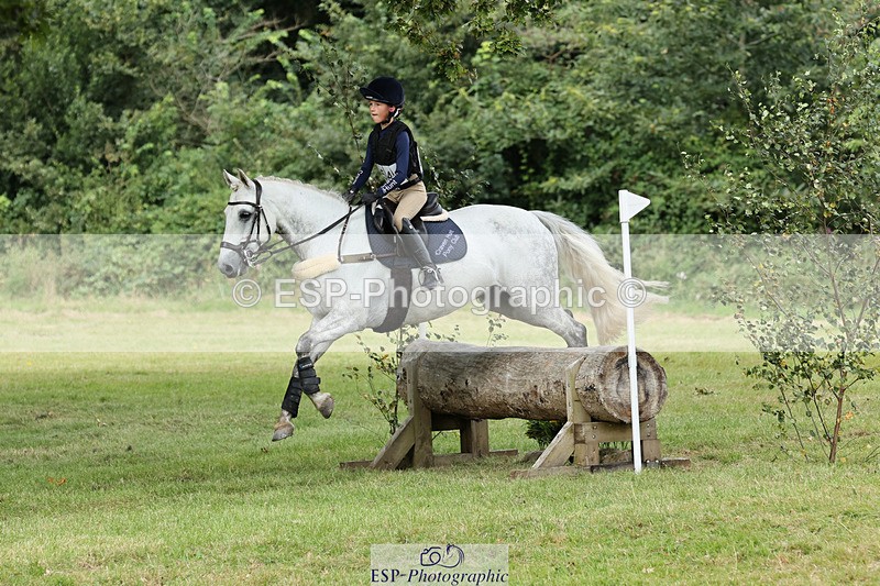 240825X-115954-32387 - 70cm XC 11.00 to 12.00