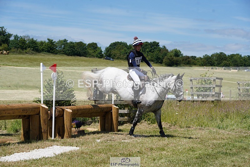 240629X-134918-3025 - 177-Coco_Smythe-MACHAS_GREY