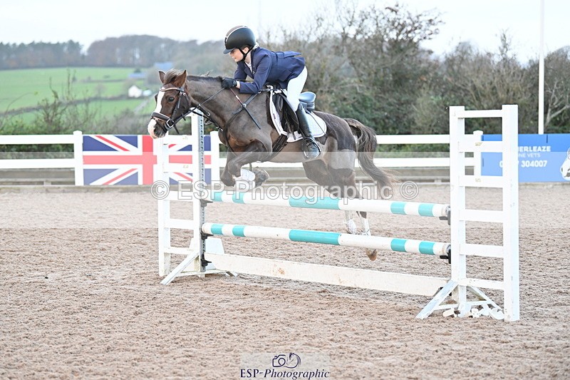 231119A-083711-04153 - Sun Cls 2 British Novice & 80cm Open