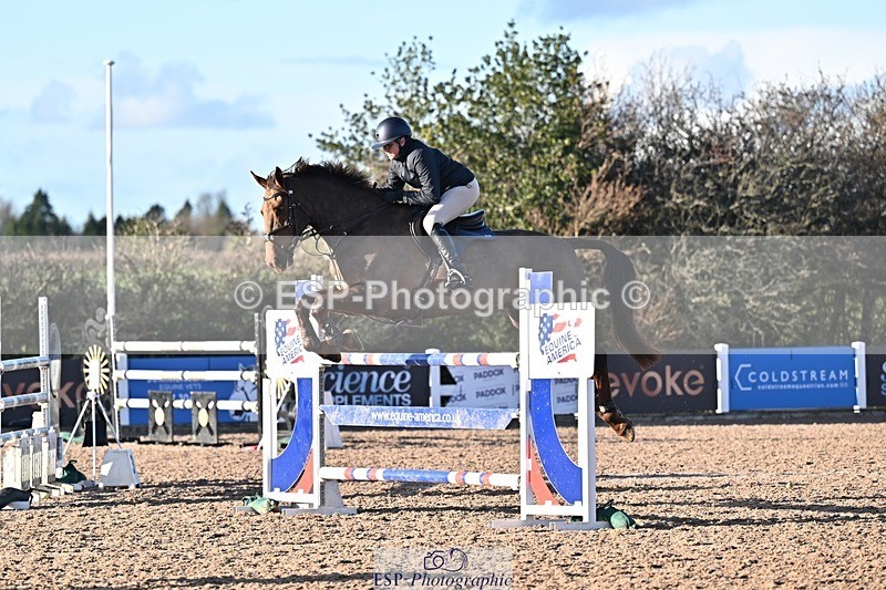 251203-135536-00749 - Cls 5 Foxhunter and 1.20m Open