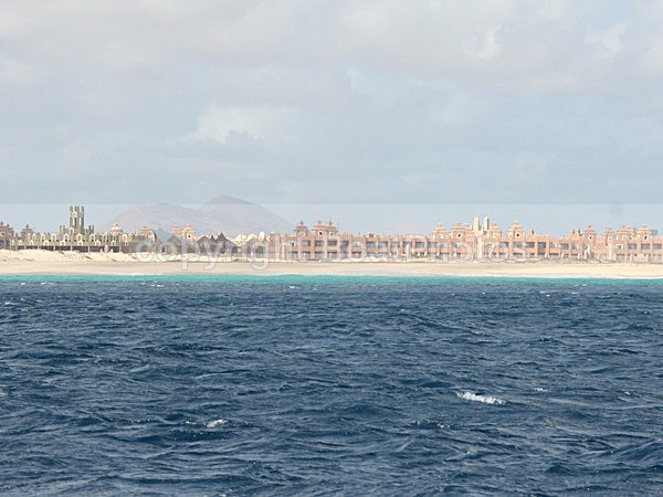 061026 Sal Property - Moroccan style - ATLANTIC CROSSING 2006