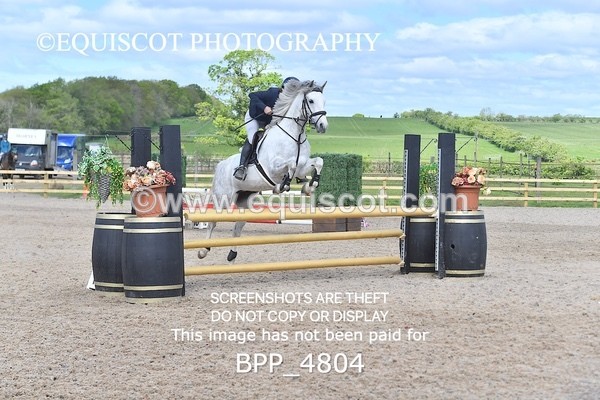 BPP_4804 - CLASS 14  SAT Senior British Novice/ 90cm Open