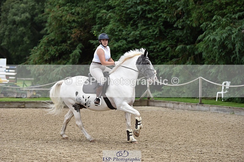 240802-100930-00721 - 70cm Round 1