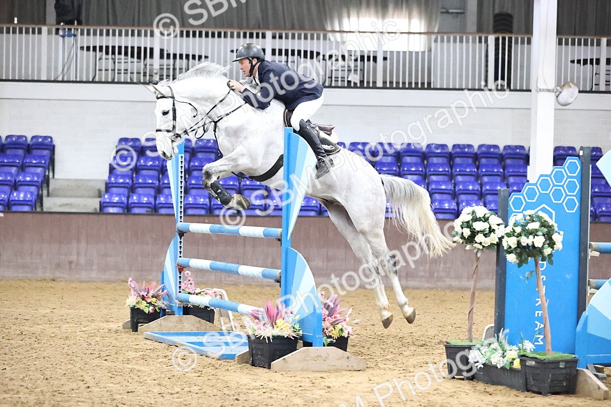 SBM_001886 - Class 10 - Senior Newcomers - 1.10m