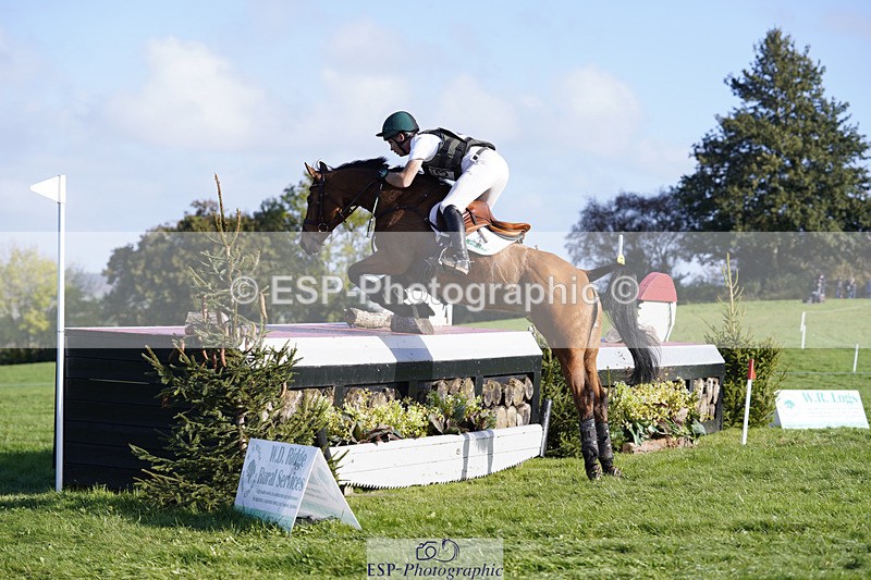 241025-144112-08970 - 233-Padraig.Mccarthy-LADY.OPHELIA