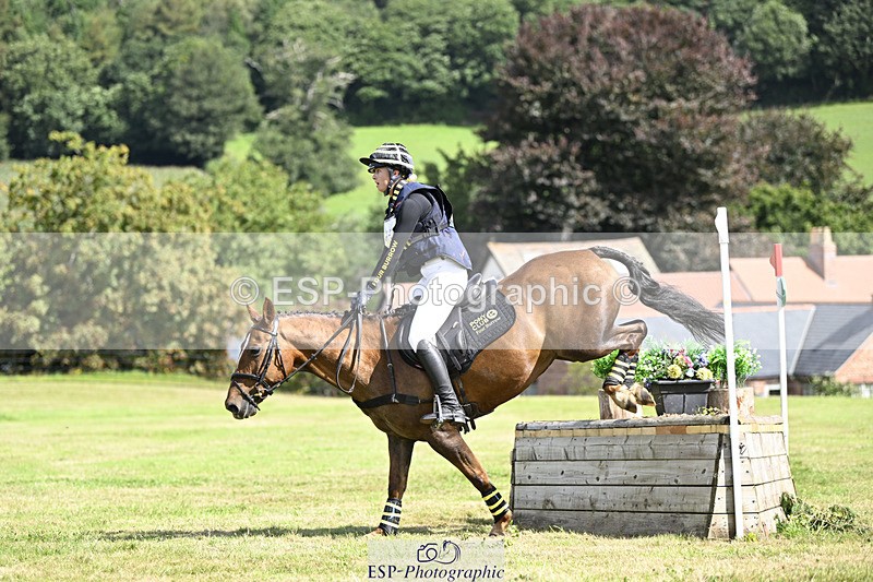 240825X-113802-32572 - 70cm XC 11.00 to 12.00