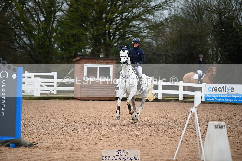 240207A-145230-00590 - Cls 5 Foxhunter and Open