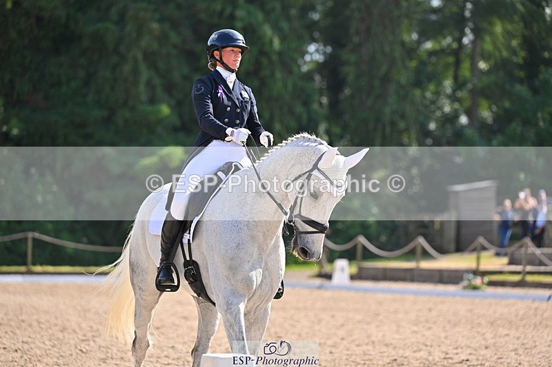 250523A-164133-08321 - A-066-Jemima.Howden-MONBEG.WHISPER