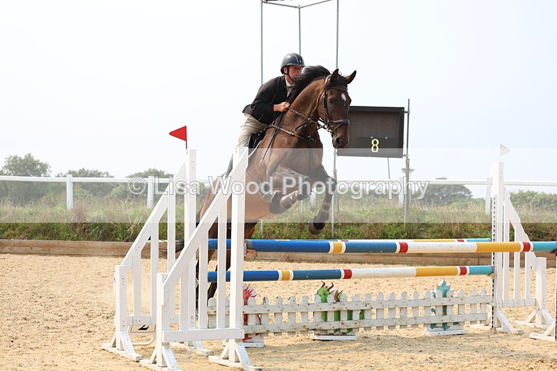 3E7A2571 - Class 8: Senior Newcomers/1.10m open