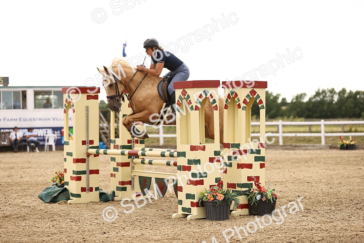 SBM_004852 - Class 24 - Arit Senior British Novice - 90cm