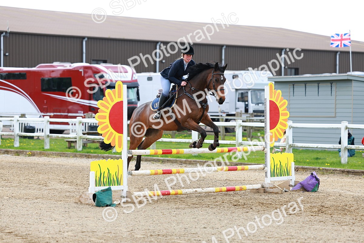 SBM_001811 - class 8 - Senior British Novice - 90cm