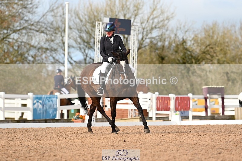 240218A-143334-08678 - 184-jeanette.male-Langaller.Future.Star