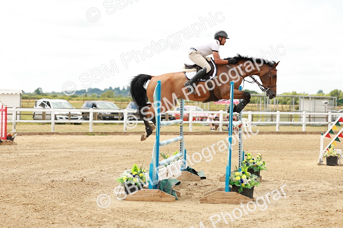 SBM_018390 - Class 21 - Senior Newcomers Championship 2d Rd