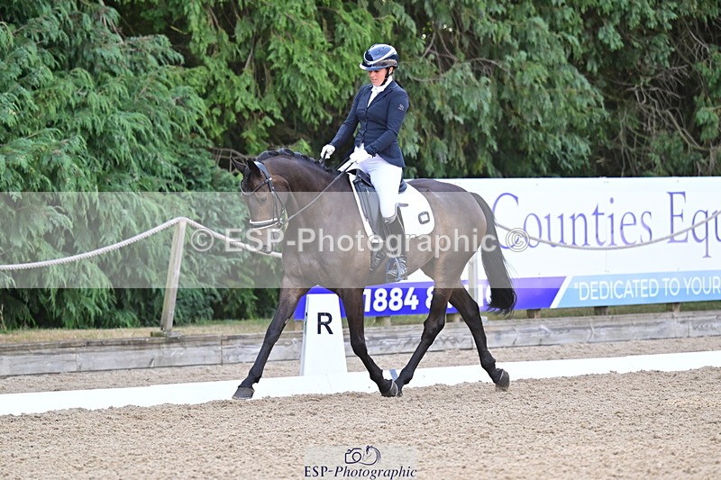 260802A-094110-05031 - Novice Silver start - break